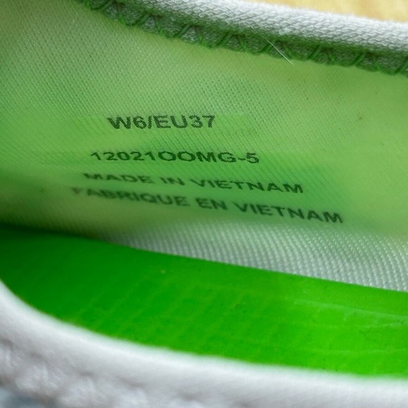 Oofos Ooahh Eezee Women's Size 6 EU 37 Tie Dye Slip On Comfort Sandals Shoes - Picture 9 of 10